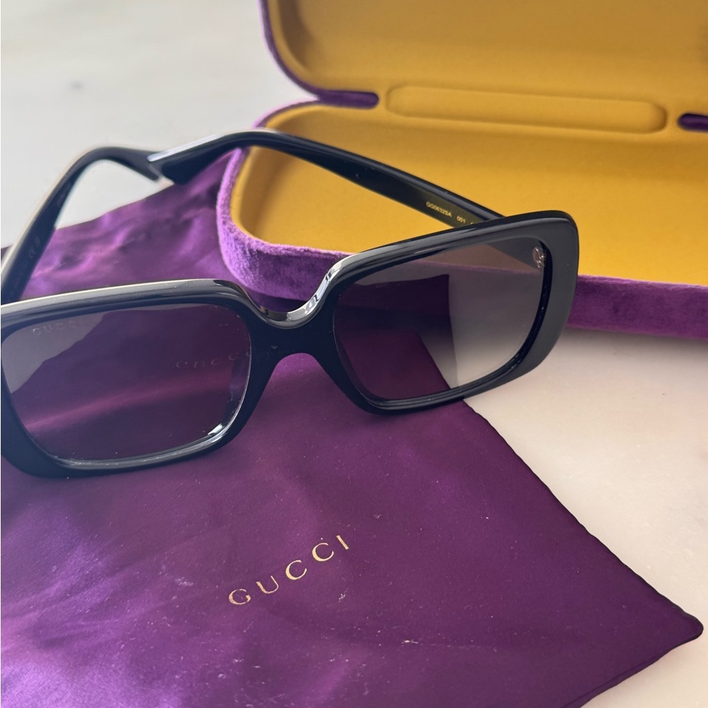 Gucci Black Oversized Square Sunglasses